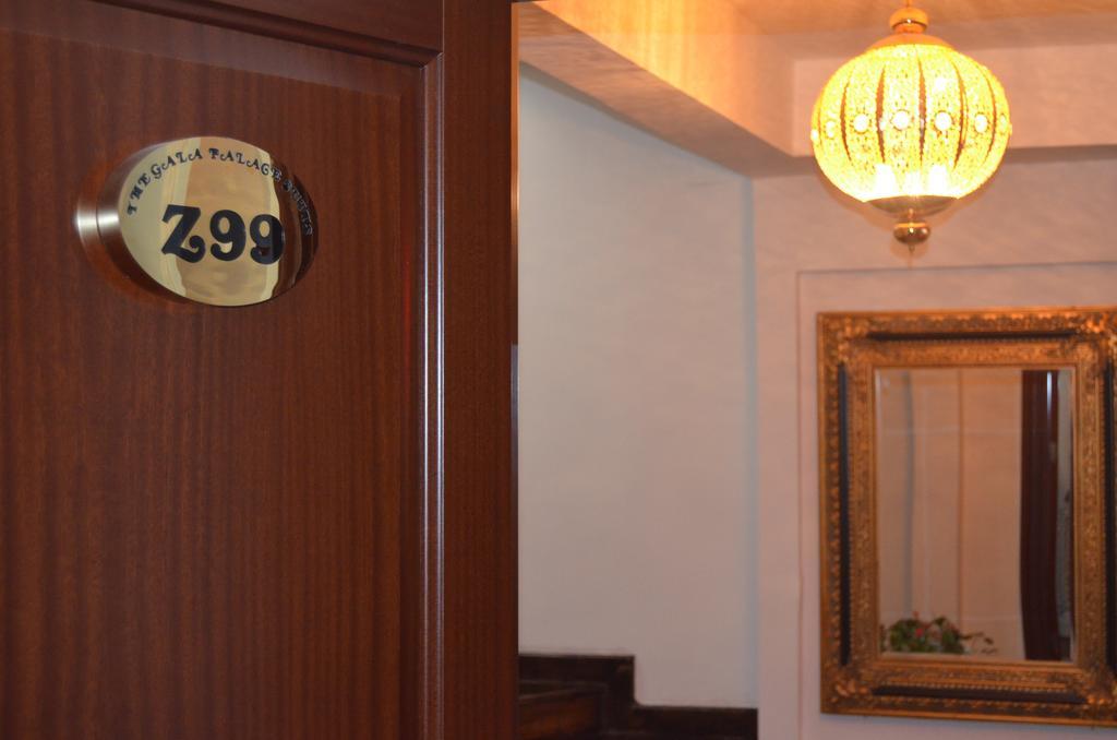 The Gala Palace Suits Kars Zimmer foto