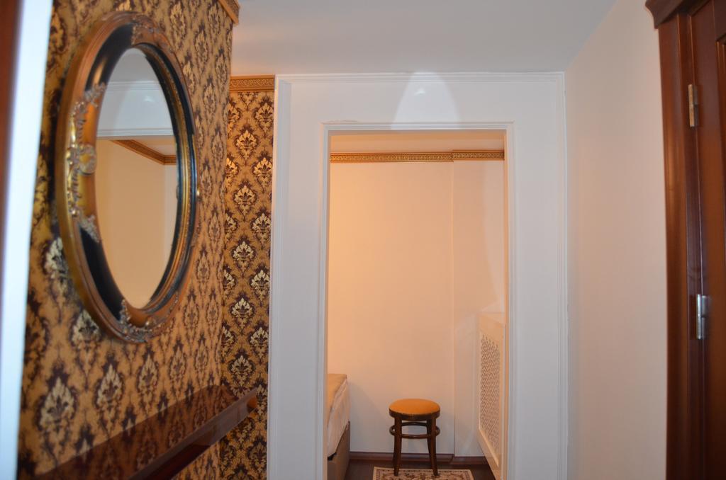 The Gala Palace Suits Kars Zimmer foto