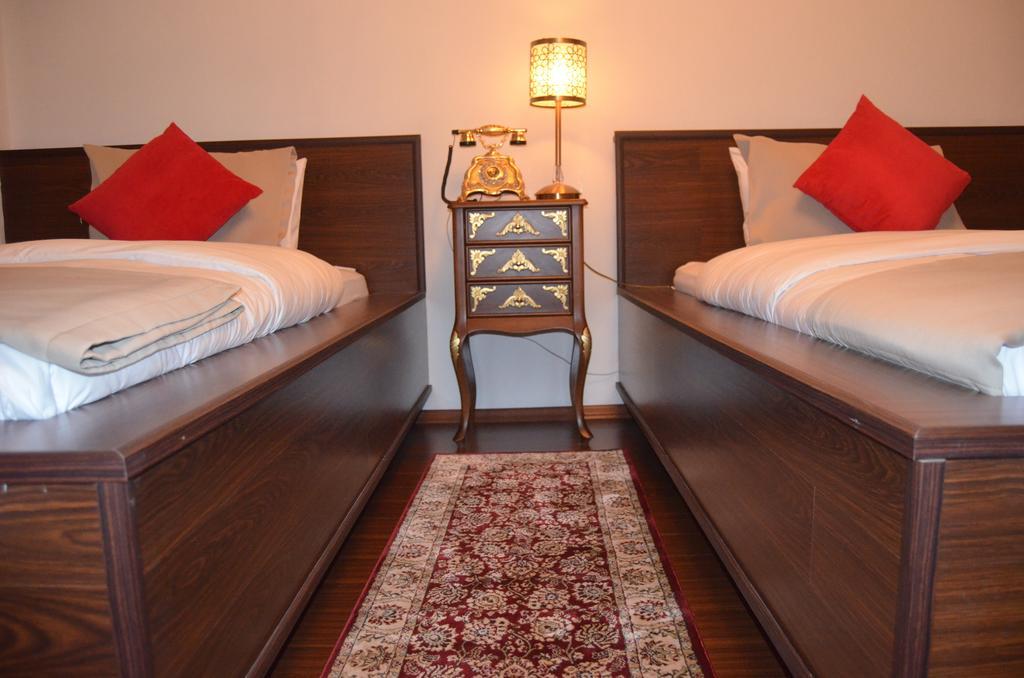 The Gala Palace Suits Kars Zimmer foto